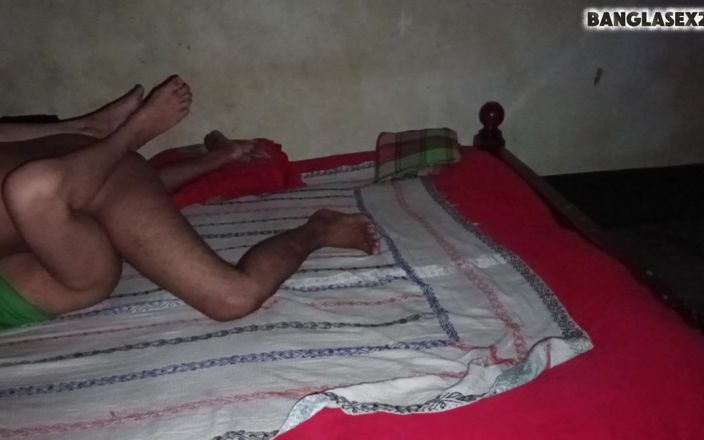 Bangla codacudi: Cuplu tânăr din Mirpur Dhaka - moment intim la facultate