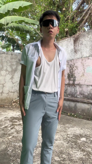 Troye_AsianPinoy: 先生が成績を上げるための動画を頼んできました