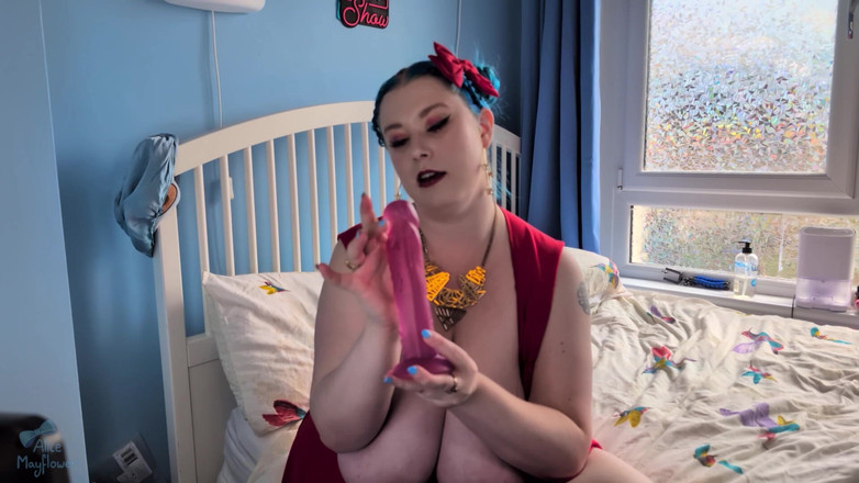 Alice_Mayflower_Scottish: Versautes rollenspiel, orgasmus, dildo lutschen und ficken - solo-mädchen
