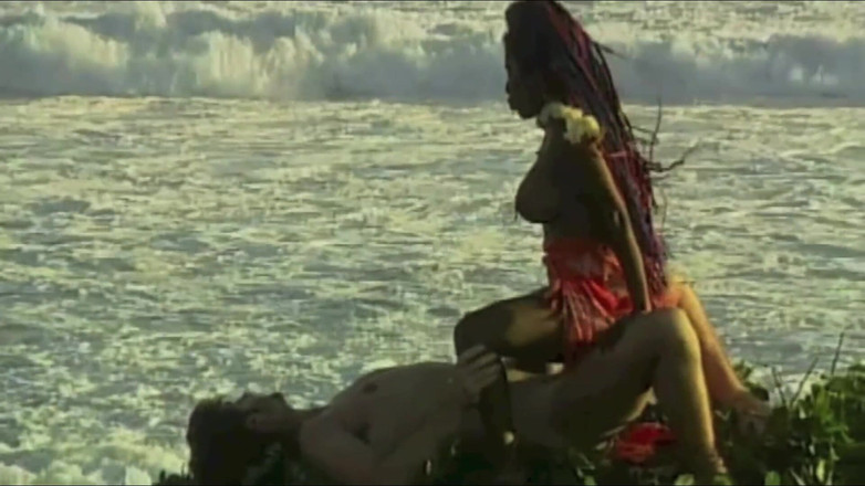 Inhonorof porn: O Vento E O Mar Para Uma Experiência Anal Interracial...