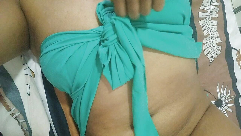 PATY PATY: Очень богатый арендодатель для моих поклонников, я массажую мою киску и мои большие сиськи