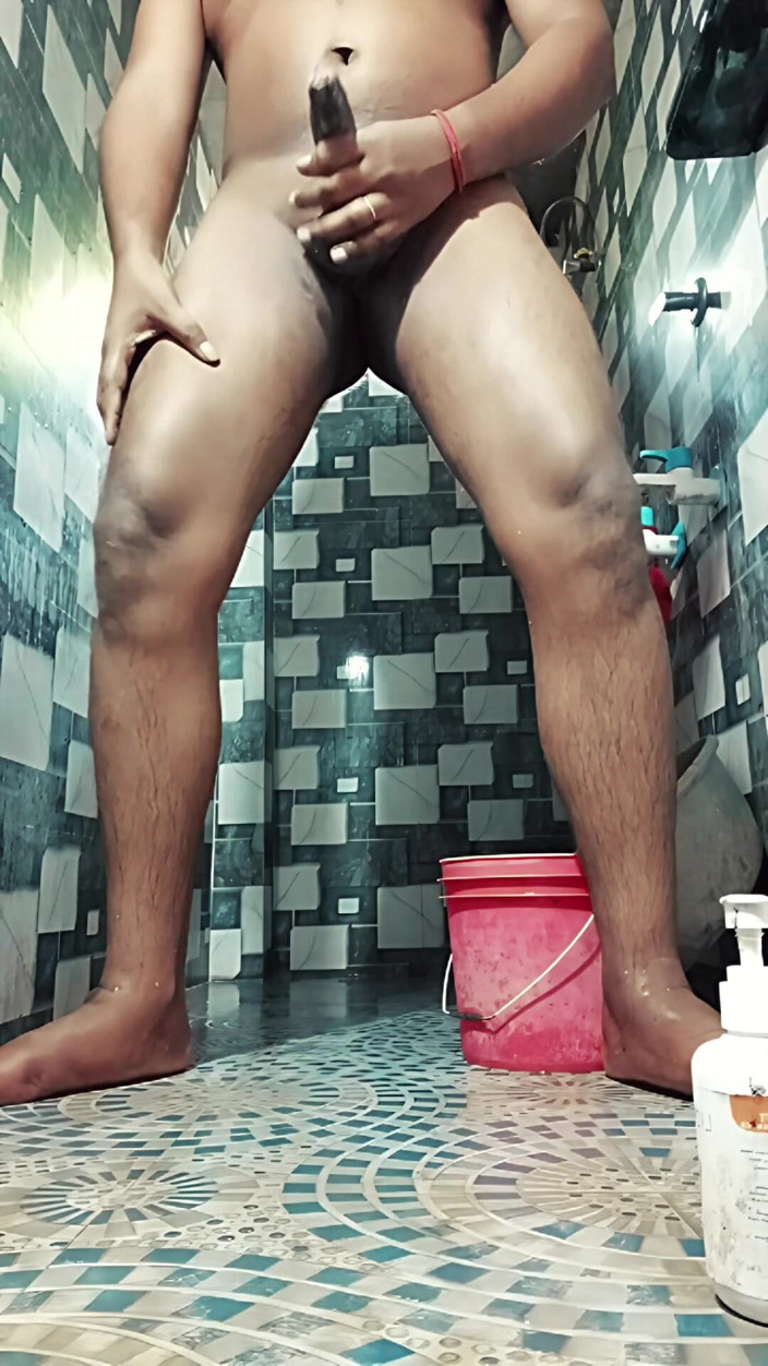Sanat04: Sanat dorfjunge badezimmer handjob