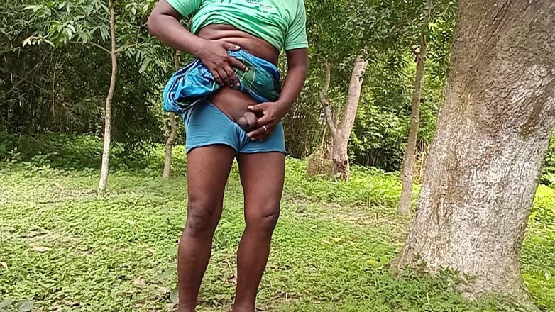 Xhtad: Video di un ragazzo in cerca di ultime ragazze sexy...