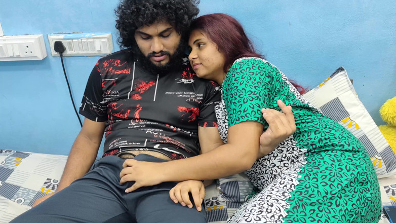 Vaigavarun Feet romance: Handjob, romantik von indischem mallu-paar