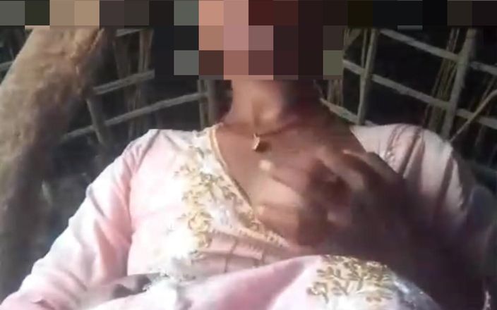 RJ NISHA: Трах пальцами деревенской девушки в