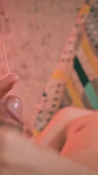 Chudy Twink Magic C Solo Pluć Masturbacja Precum i Cum Play