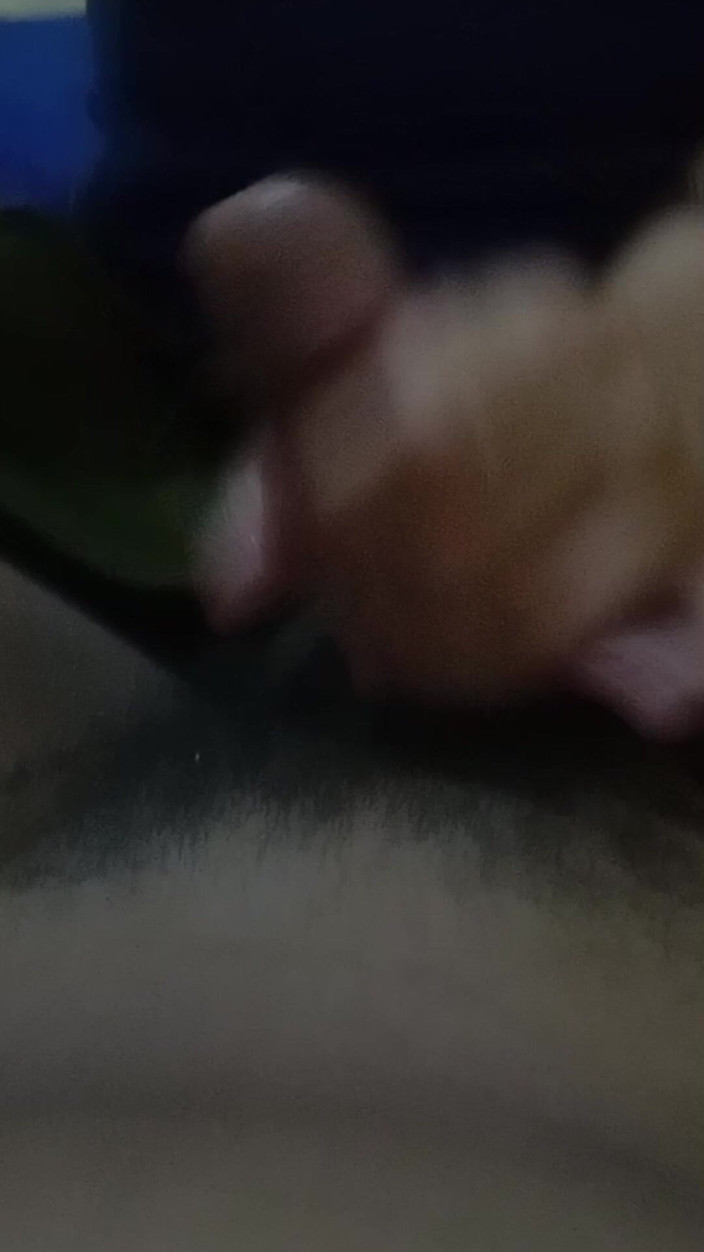 Angelina pop: जापानी पत्नी नौकरानी को धोखा देती है