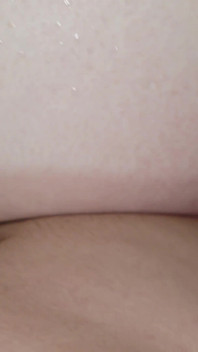 欲求不満の夫が妻のシャワーを熱いセックスに変える - フェラチオ、セックス、激しいオーガズム、射精