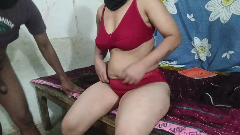 AlarmedFriction635: Studentă și profesor în clasa privată