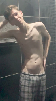 Kedoimath - Twink Showing Some Body