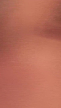 Jsou mokré scény - 1_blonde s velkým zadkem začíná masáží a končí stříkáním