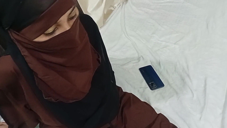 Dearshivani: Juicy Pussy of a Beautiful Muslim Girl, I've Never Fucked...