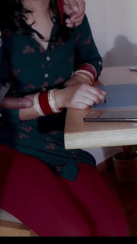 Bhabi làm tình với chị kế người Ấn nóng bỏng trong cậu bé giao âm thanh tiếng Hin-di, video tiếng Hin-di đầy đủ lan truyền