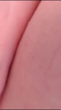 Summer Relaxation, Outfit & Farts Close-up Details