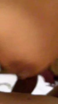 AsianSexDiary - Filipineză cu țâțe obraznice se întoarce la hotel pentru sex cu un străin