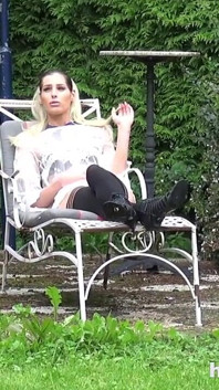 Hardcore on the Gardener with Mandy Slim