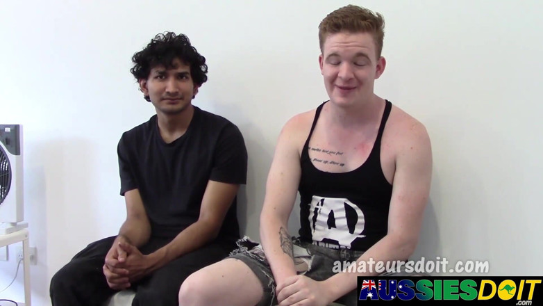 AussiesDoIt: Tetovaná Australanka Jay Deepthroats Jaden Nadržený péro