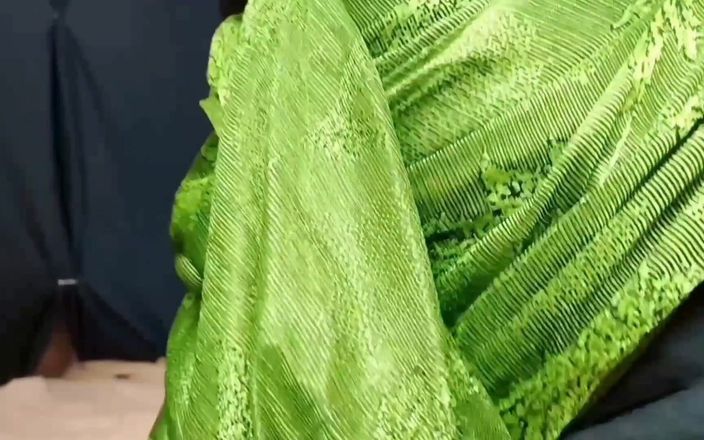 Sexykajalbhabhi: Une belle-mère apprend le sexe à son beau-fils, vidéo complète, indien