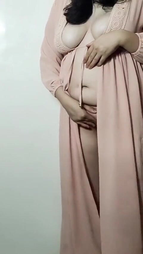 Basant: Ả Rập bigg và man black khaliji