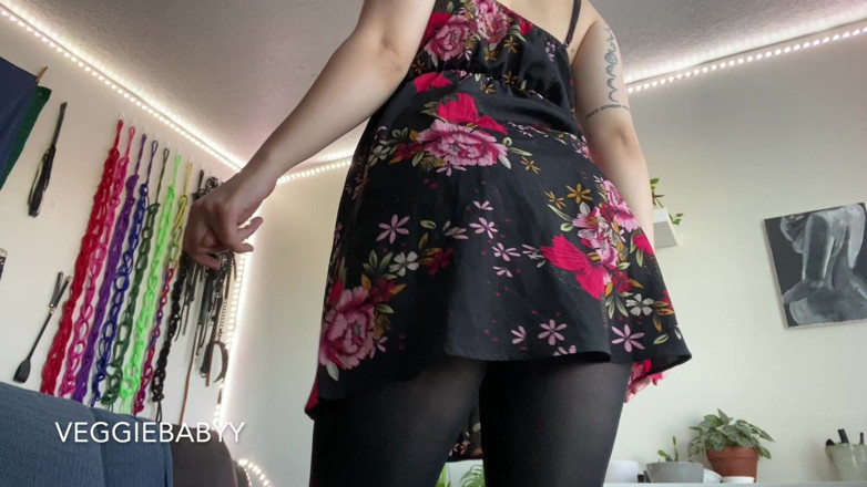 Veggiebabyy: Bratty Dom Pantyhose and Sundress Tease