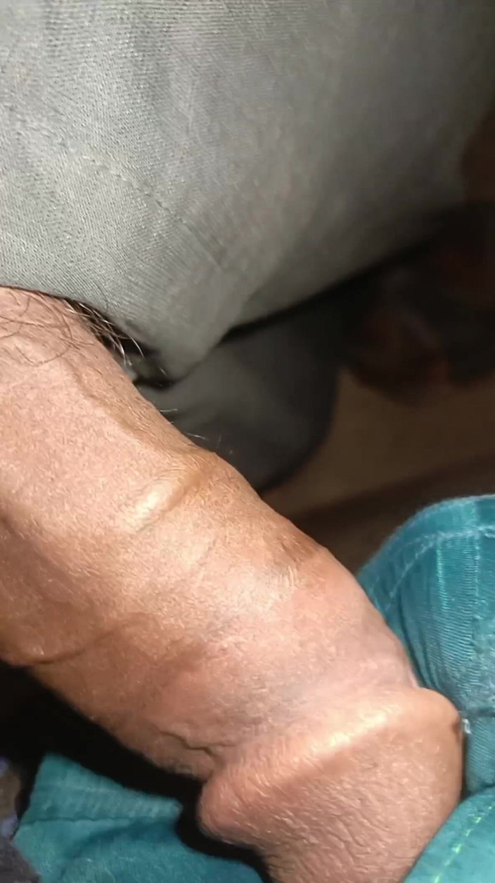 Beckett: Nuovo video ragazzo desi si masturba di notte