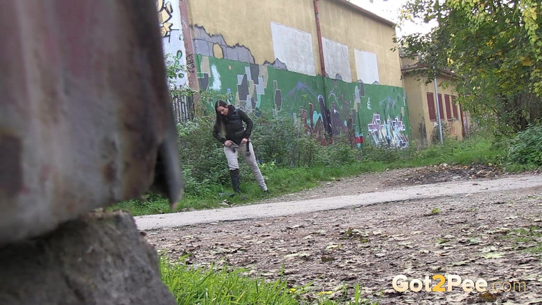 Puffy Network: Mijo em botas por Got2Pee onde as meninas vêm para...