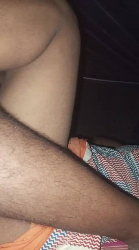 Auntixxx69: Aujourd’hui, mon demi-frère m’a donné le plaisir de baiser et...