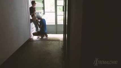 Extremalchiki: Dorm entrance twinks sex