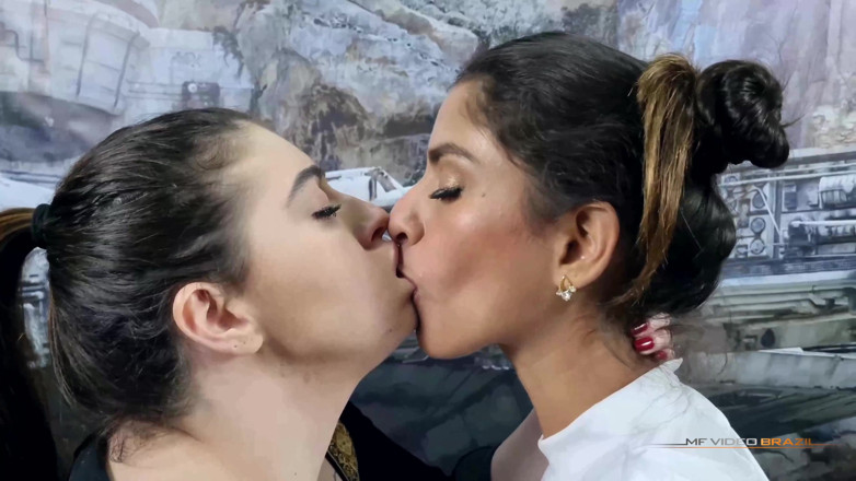 FetishKing: Kissing Star Whores - Perfect Kisses and Top Girls