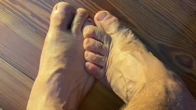 Placer_macho: 我的脚在工作日后筋疲力尽...