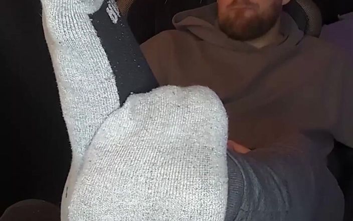 WolfgangWhite: Fodendo meus sapatos, depois gozada nos meus dedos