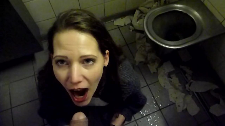 Viktoria Goo: Viktoria Goo - How Deep Can You Sink, How Much Can...