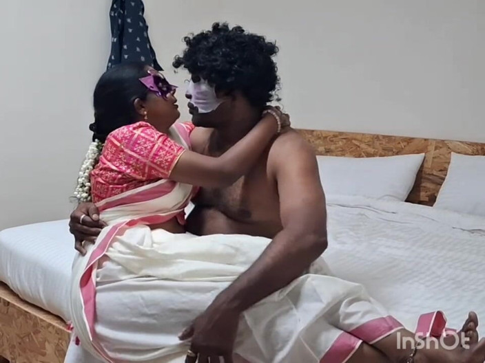 Funny couple porn studio: Onam speciale