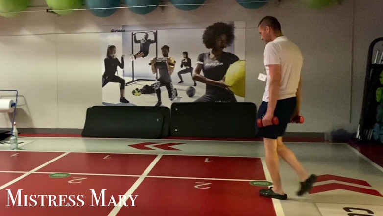 Mistress Mary: Fanoušek viděl paní v tělocvičně