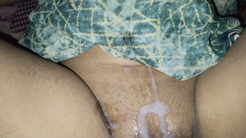 Rachna73: Švagrová začala křičet, když do toho vstoupil velký penis
