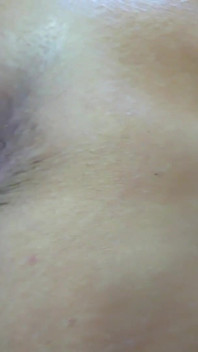 Écartement Du Cul Et Super Gros Plan, Clin D’œil Avec Du Sperme Coquin, Éjaculation, Doigtage Du Cul Et De La Chatte