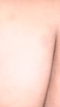 静かでいたずら好きな女の子がセックスが好きで、彼女の大きなお尻にすぐにイッた
