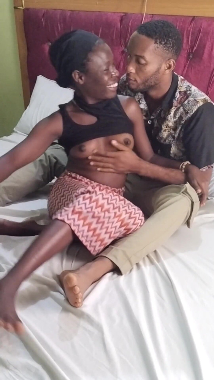 Ebony teens tv: Đánh thức cô ấy để làm tình