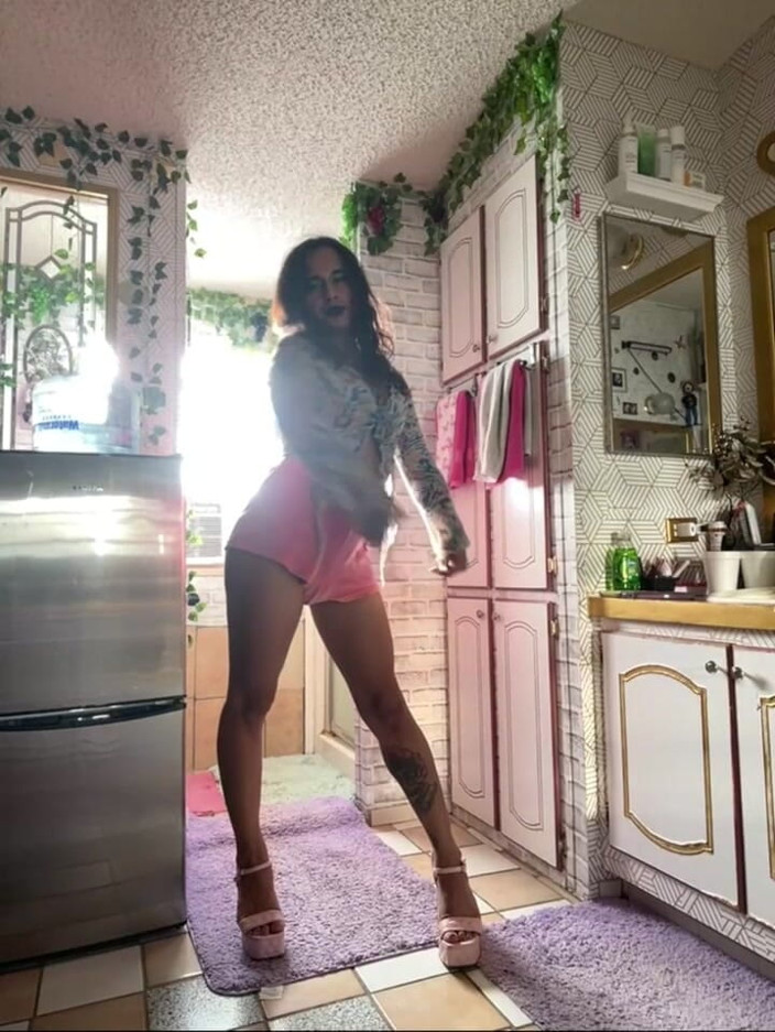 TSJade95: Mehh Lol 댄스라고 부르기