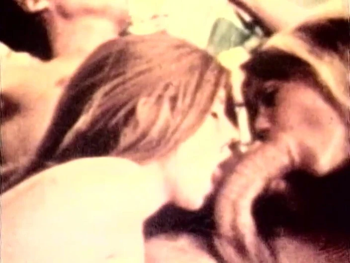 Vintage megastore: Two blonde vintage beauty share the big cock