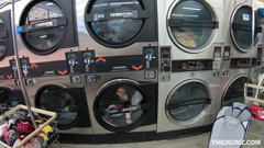 Team Skeet: Thickumz - Booty ebony fucked in the laundromat