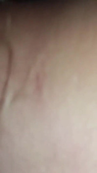 Schöner arsch mit rotem tanga - argentinischer teenager