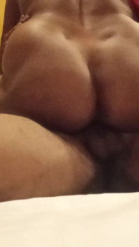 Sexo matutino con hermanastra