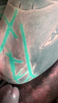 Prywatny dom jebanie z niechlujnym BJ i creampie