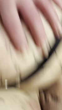 Orgasmo femminile 3 volte durante la gola profonda