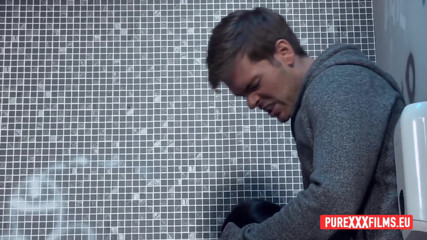 Pure XXX Hardcore: Elicia Solice & Ryan Ryder, öffentlicher toilettensex