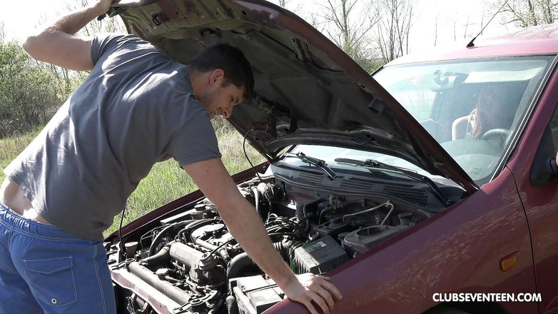 Club sweethearts: Тинка с большой задницей автостопщица от ClubSweethearts