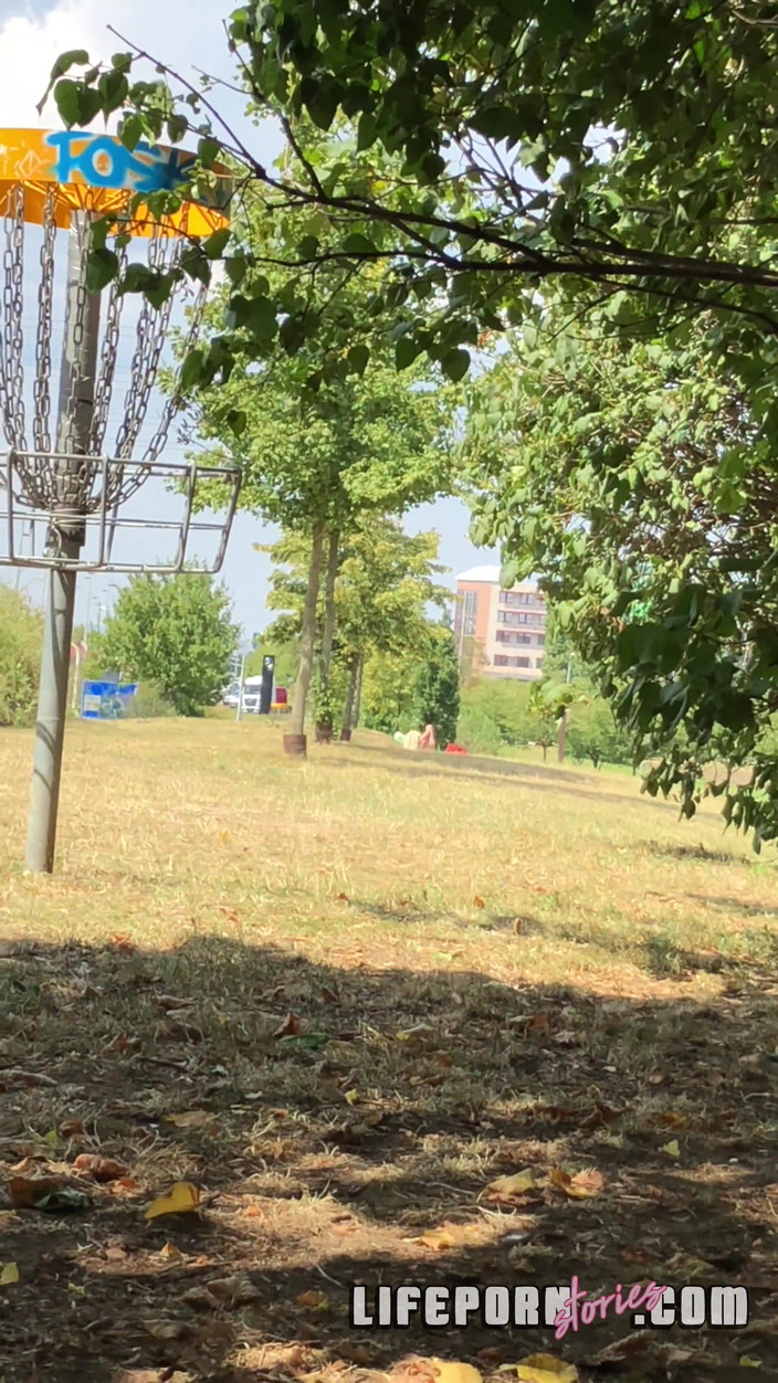 Life Porn Stories: Životní porno příběhy 7 - část 6 Frisbee Vede k mokrému a špinavého fuckathonu