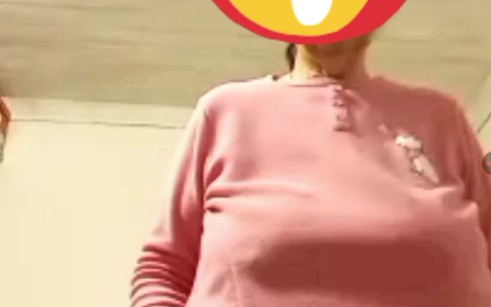Dog4242: Oma erhitzt sich mit jungem penis