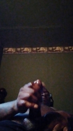 Dewon1981: Massagem bbc longa com óleo e gozada